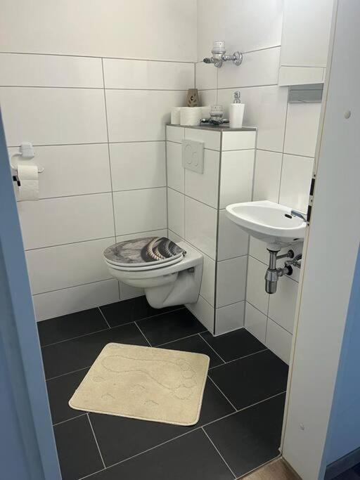 Ferienwohnung Outletcity Metzingen Metzingen  Exterior foto